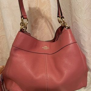 Beautiful coach hobo with white stitching/wristlet